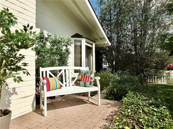 Costa Mesa, CA 92626,2285 Avalon