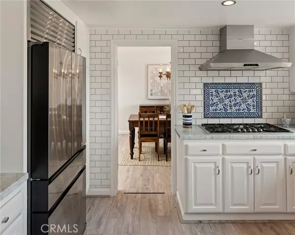 Los Angeles, CA 90068,6312 Tahoe Drive