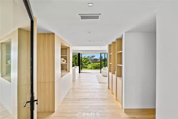 Newport Beach, CA 92660,1075 Granville Drive