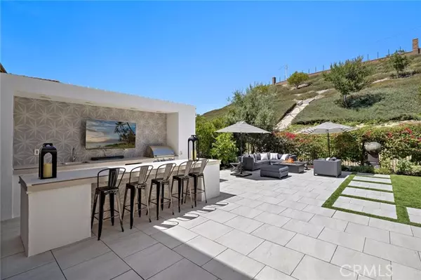 93 Interstellar, Irvine, CA 92618