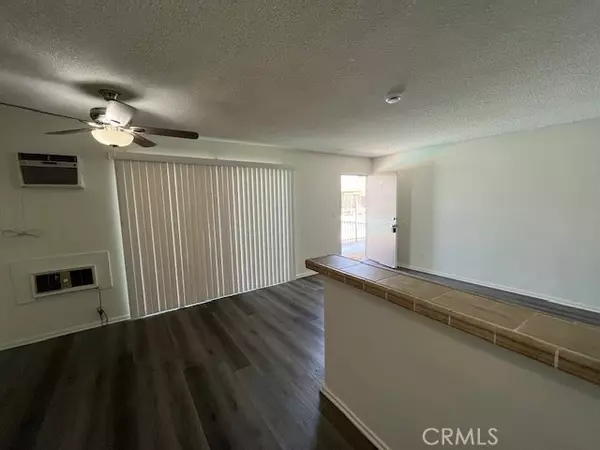 Palm Springs, CA 92262,686 E Cottonwood Road #8