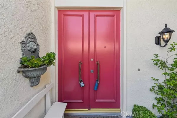 Corona Del Mar (newport Beach), CA 92625,34 Mainsail Drive