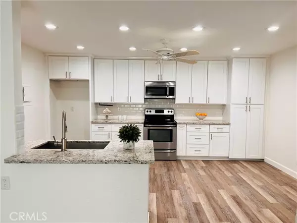 1345 Cabrillo Park Drive #R05, Santa Ana, CA 92701