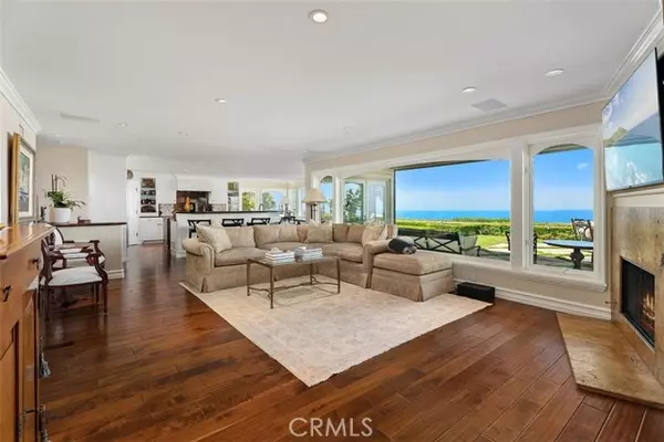 Corona Del Mar (newport Beach), CA 92625,49 Cambria Drive