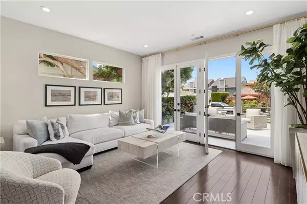 Corona Del Mar (newport Beach), CA 92625,412 Poinsettia Avenue