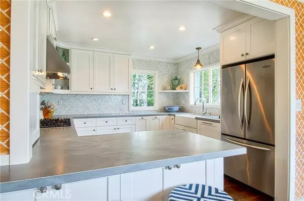 Newport Beach, CA 92663,2516 Vista Drive