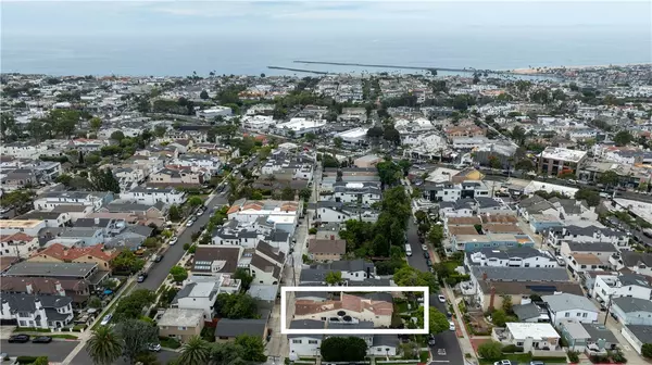 Corona Del Mar (newport Beach), CA 92625,618 Iris Avenue #B