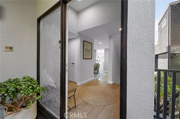 Laguna Beach, CA 92651,1077 Tia Juana Street