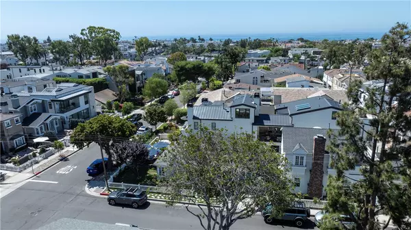Corona Del Mar (newport Beach), CA 92625,603 Larkspur Ave.