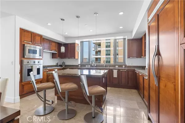 Irvine, CA 92612,5100 Scholarship