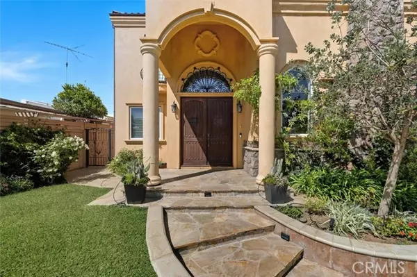 Newport Beach, CA 92663,439 Catalina