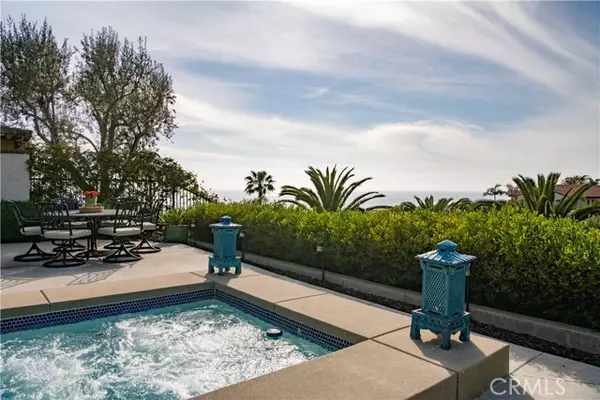 6 Surfspray Bluff, Newport Coast, CA 92657