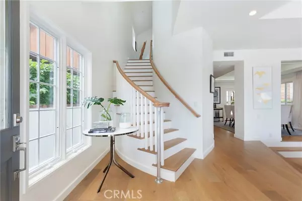 Corona Del Mar (newport Beach), CA 92625,608 Acacia Avenue