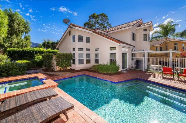 Yorba Linda, CA 92887,28685 Morning Dew Way