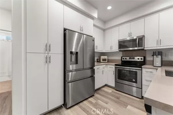 Buena Park, CA 90621,5815 Spring Street