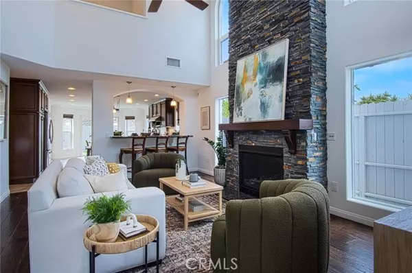 Newport Beach, CA 92660,2262 Orchard