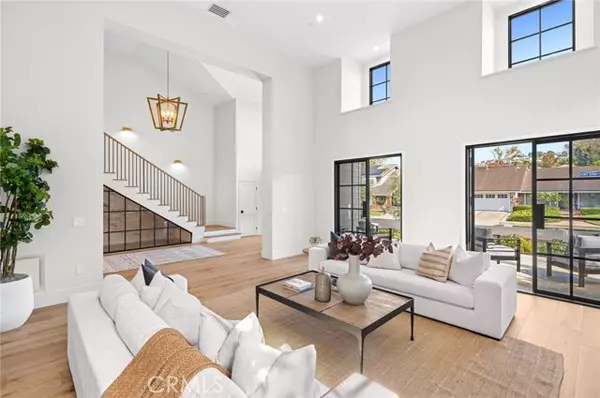 Newport Beach, CA 92660,1963 Port Edward Place