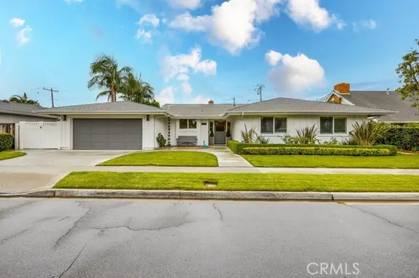 Costa Mesa, CA 92626,2879 Club House Rd