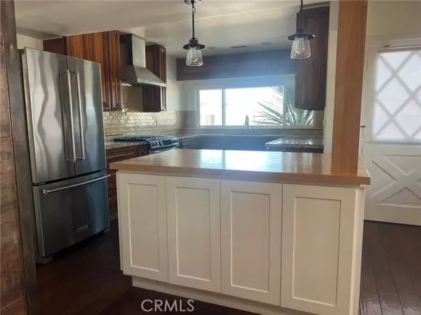 Newport Beach, CA 92660,53 Saratoga