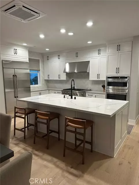 Newport Beach, CA 92660,2131 Cresta