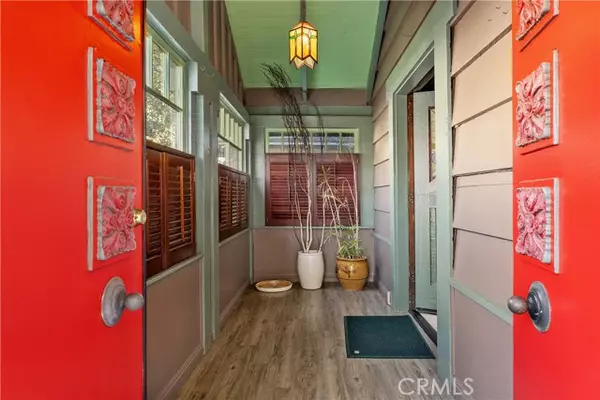 Long Beach, CA 90802,36 Hermosa Avenue