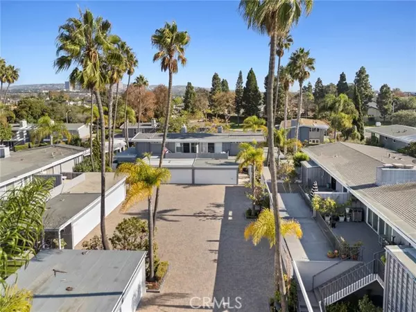 1008 Buckingham Lane #17, Newport Beach, CA 92660