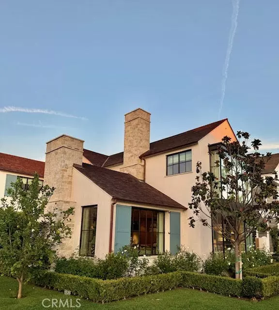 2571 Vista, Newport Beach, CA 92663