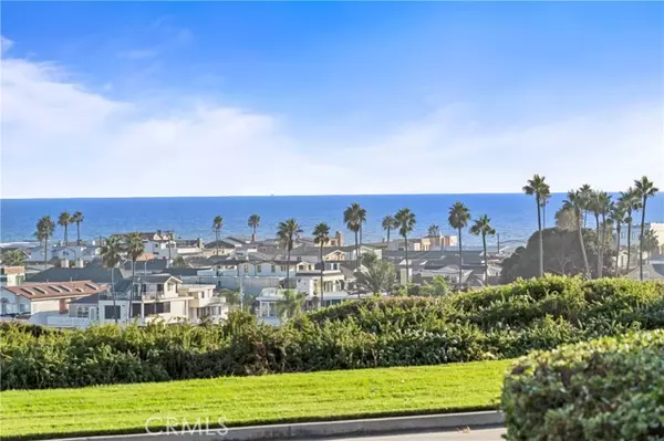 Newport Beach, CA 92663,200 Paris Lane #111