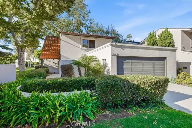 Newport Beach, CA 92660,312 Vista Trucha