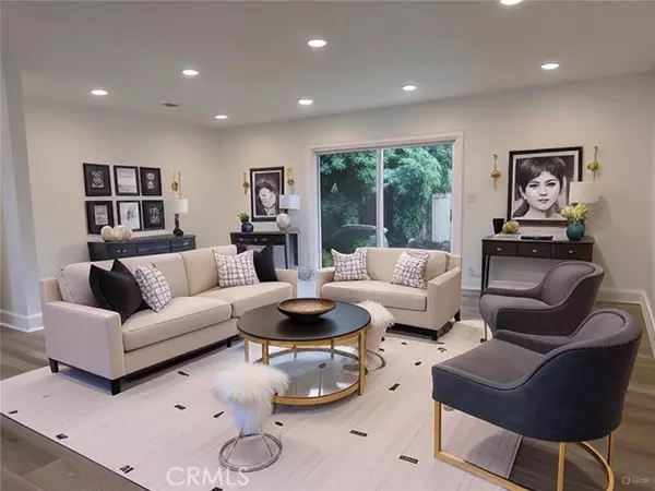 Anaheim, CA 92805,1804 E South