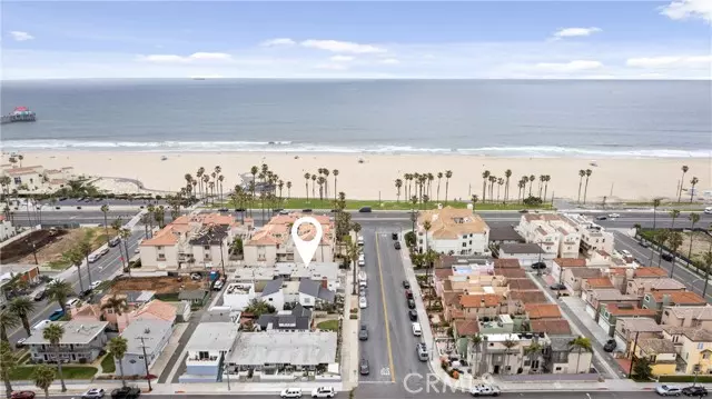 114 10th #C, Huntington Beach, CA 92648