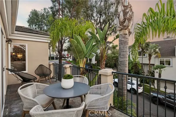 Corona Del Mar (newport Beach), CA 92625,501 Poppy