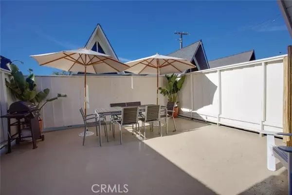 Newport Beach, CA 92663,202 15th Street #B