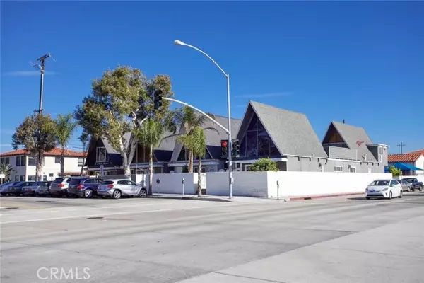 202 15th Street #B, Newport Beach, CA 92663