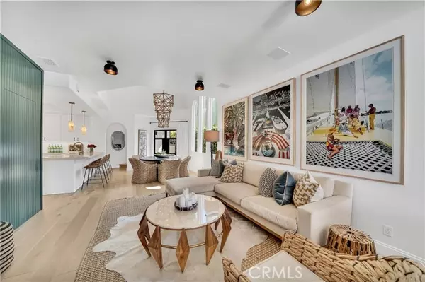 Corona Del Mar (newport Beach), CA 92625,412 Acacia Avenue