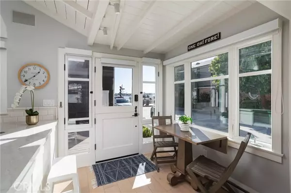 Newport Beach, CA 92662,104 Onyx Avenue