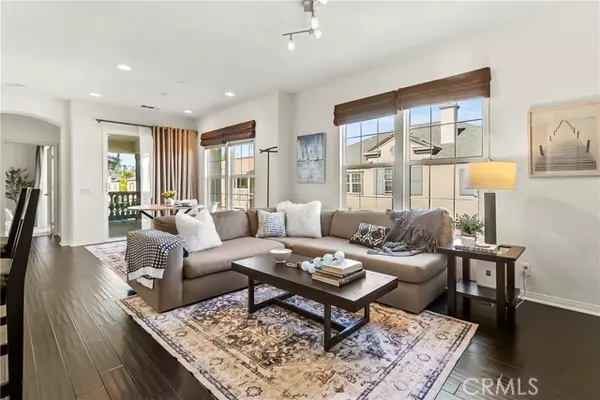 Tustin, CA 92782,1427 Montgomery