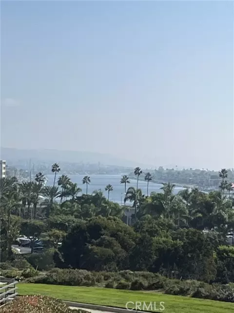 230 LILLE LANE 212, Newport Beach, CA 92663