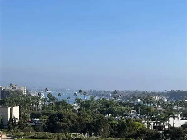 Newport Beach, CA 92663,230 LILLE LANE 212