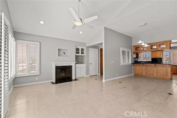 Huntington Beach, CA 92649,3211 Anne Circle #CI102