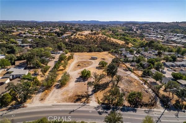 420 Creston Road, Paso Robles, CA 93446