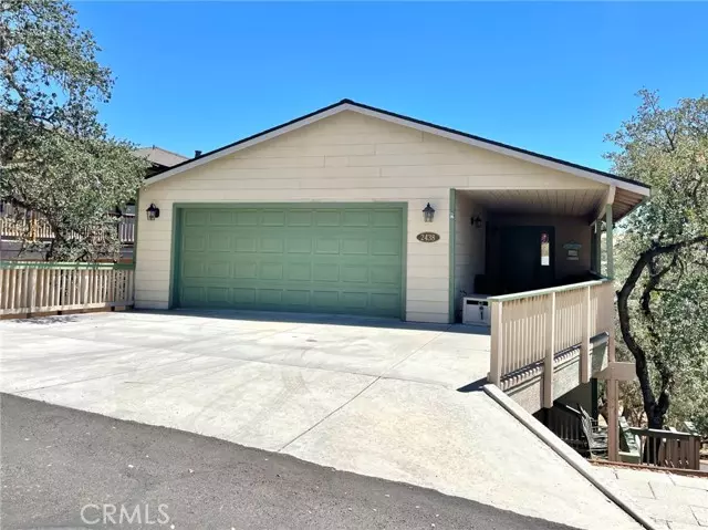 2438 Stern Deck, Bradley, CA 93426