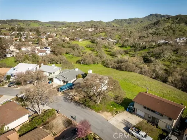 Paso Robles, CA 93446,5042 Meadow Lark Lane