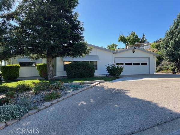 357 Nightingale Avenue, Paso Robles, CA 93446