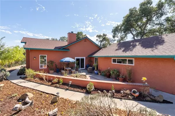 10755 Santa Ana Road, Atascadero, CA 93422