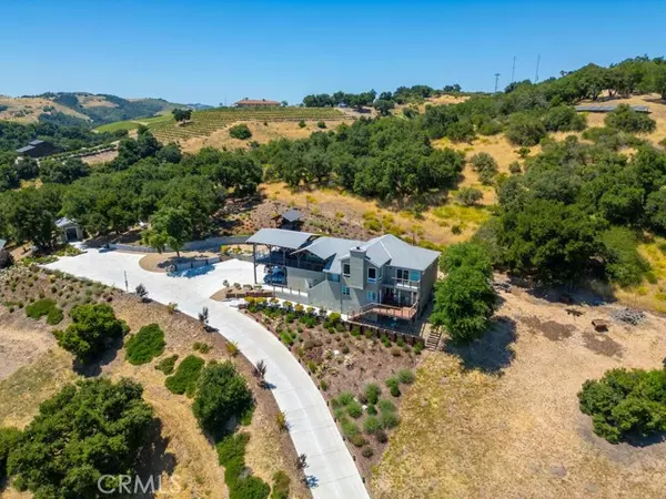 2372 Our Hill Lane, Paso Robles, CA 93446