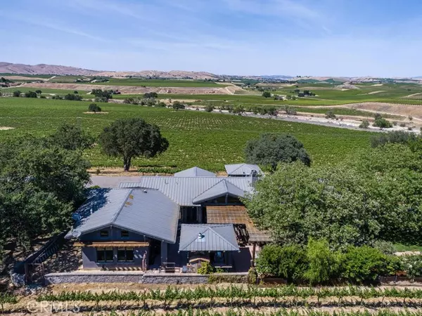 Paso Robles, CA 93446,7790 Airport Road