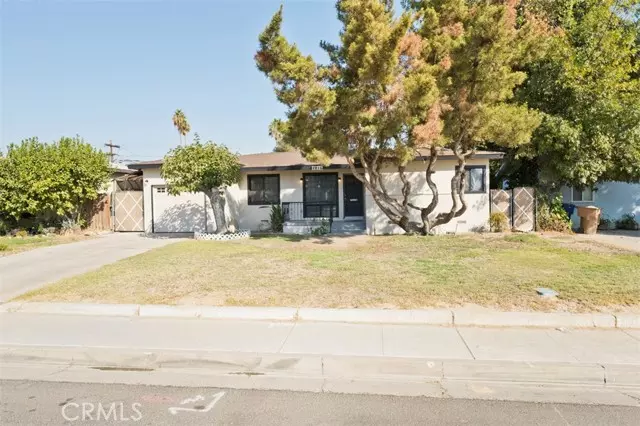 1916 Wilson Road, Bakersfield, CA 93304