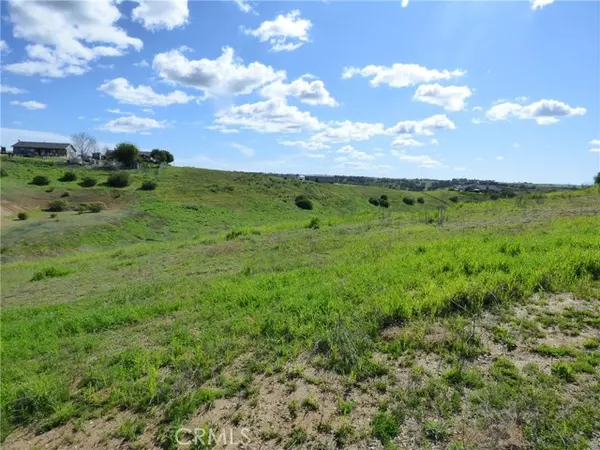 Paso Robles, CA 93446,5940 Forked Horn Place