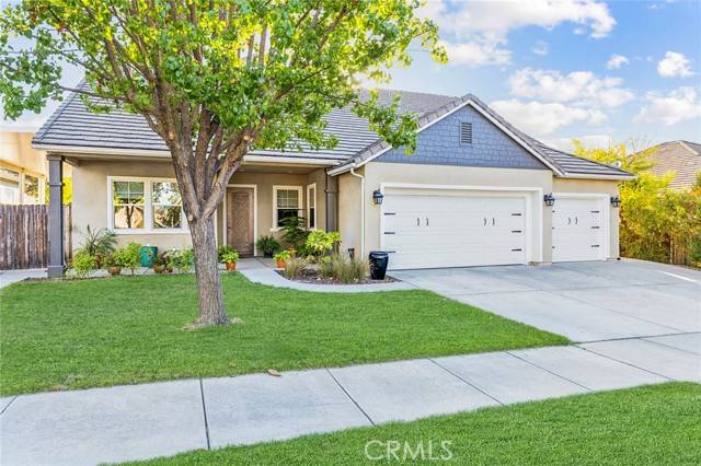 215 Silver Oak Drive, Paso Robles, CA 93446